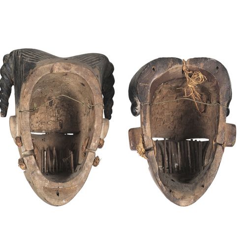 Null Two small Ogoni masks with articulated and toothed jaws, polychrome wood an&hellip;