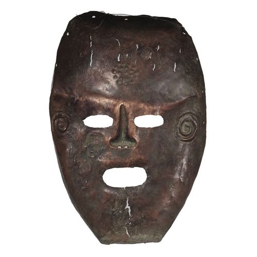 Null Rara máscara facial Ngongo munene Dinga con escarificaciones en la frente y&hellip;
