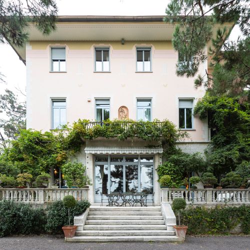 Null VILLA PARADEISOS, VARESE (ITALY) - A Stunning villa, one of a kind, with pr&hellip;