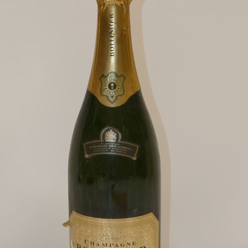 1 Btle Champagne Bollinger Grande Année 1989 étiquette sale et abîmée contre éti&hellip;