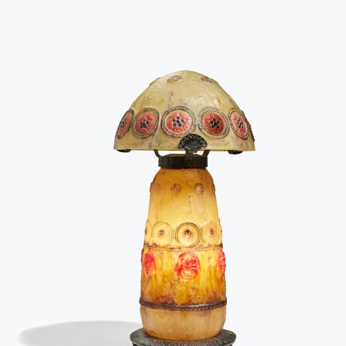 GABRIEL ARGY ROUSSEAU (1885 1963) ■ λ Lampe 'Tragi comique', le modèle créé en 1&hellip;