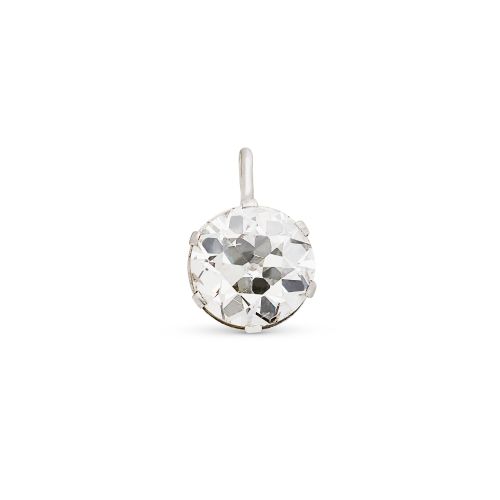 Null 一个4.13克拉的钻石耳环

4.13克拉的老式切割钻石，18K黄金和白金（海关标记）



大小/尺寸：1.5 x 1.2厘米

毛重：2.9克

&hellip;