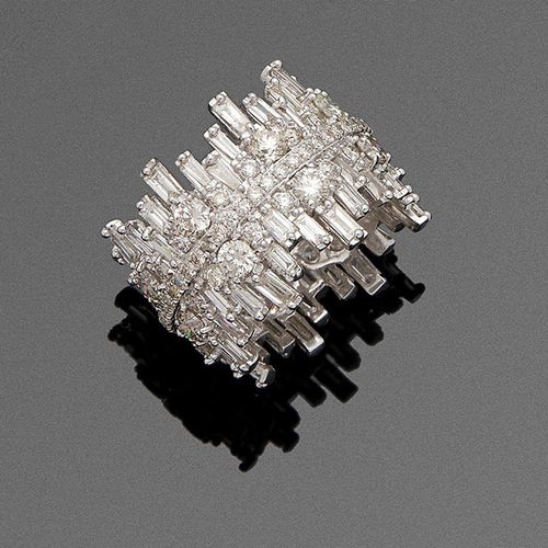 Extravaganter Diamant-Memoryring Or blanc, taille 18 ct ; serti de baguettes de &hellip;