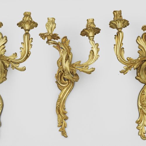 Drei große Wandappliken im Louis XV-Stil 3 branches ; bronze finement ciselé et &hellip;