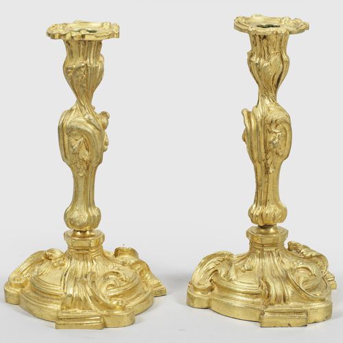 Paar Louis XV-Leuchter 1 vantail ; bronze doré au feu. Sur un socle profilé en f&hellip;
