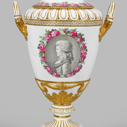 Museale große königliche "Weimar-Vase" mit Porträt der Kronprinzessin Friederike&hellip;
