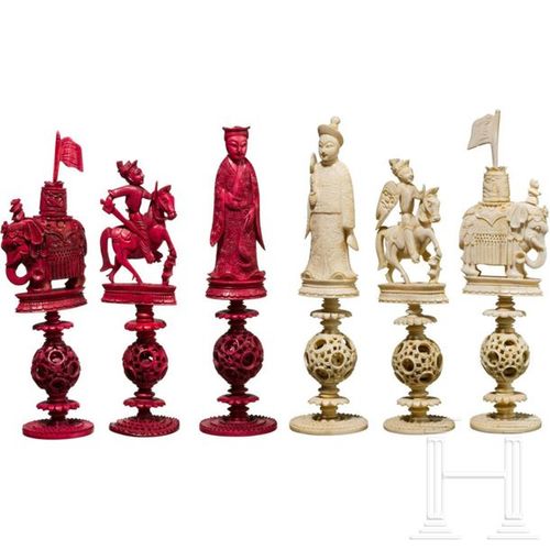A Chinese carved ivory chess set, Guangzhou, 19th century Each piece made of sev&hellip;