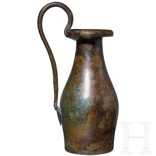 Null A Greek bronze jug (olpe), 5th - 4th century B.C. 
Bronze jug with a flat b&hellip;