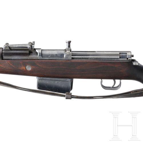 Null 一支代号为 "duv "的瓦尔特 G 41 (x) 半自动步枪，1943 年 
口径 8x57JS，SN.5578a，编号不匹配。枪膛明亮。十发子弹。&hellip;