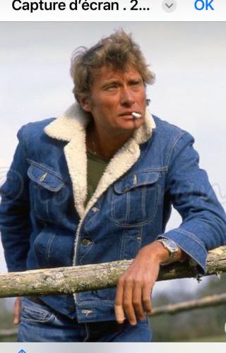 Null JOHNNY HALLYDAY : Un blouson en jean de marque Lee Storm Rider, acheté et p&hellip;