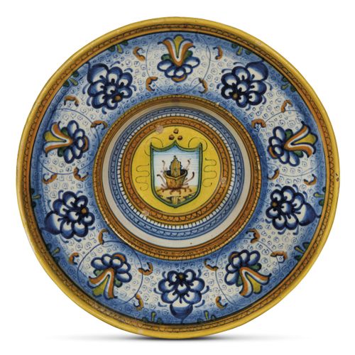 Null Dish, FAENZA, 1490-1510 CIRCA
in polychrome painted majolica; on the revers&hellip;