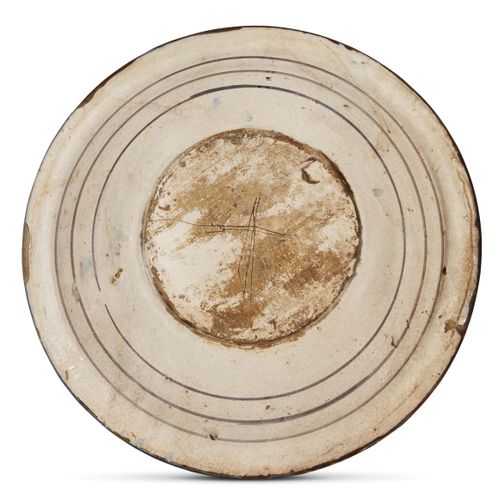 盘子，MONTELUPO，1620 1640 ，多色彩绘金刚砂；直径32.4厘米，底径15厘米，高5.8厘米 一个盘子，MONTELUPO，1620 1640 &hellip;