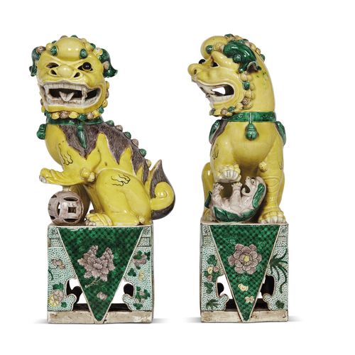 Null 174,"A PAIR OF GUARDIAN LIONS, CHINA, QING DYNASTY, 19TH CENTURY