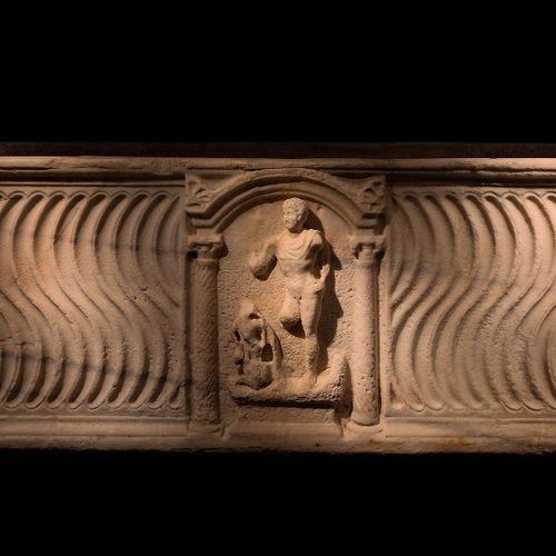 Roman Sarcophagus. Severe Dynasty, 193 235 A.D. Proconessian marble. 罗马石棺。萨维王朝，公&hellip;