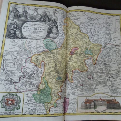Null Factitious collection of 160 maps from the first half of the 18th century. &hellip;