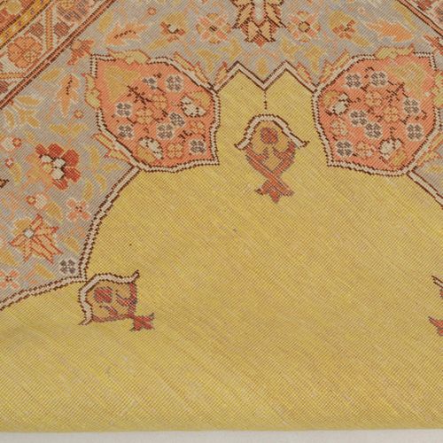 Sivas-Seide Z-Turkey, 1960 circa. Materiale in pile di pura seta. Tappeto pastel&hellip;