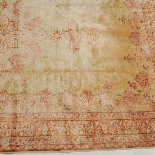 Sivas-Seide Z-Turkey, c. 1960. Pile material pure silk. Pastel carpet. The rare &hellip;