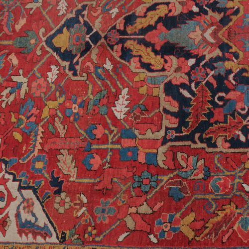 HERIZ NW-Persien, um 1910. Im roten Mittelfeld liegt ein eindrucksvolles nachtbl&hellip;