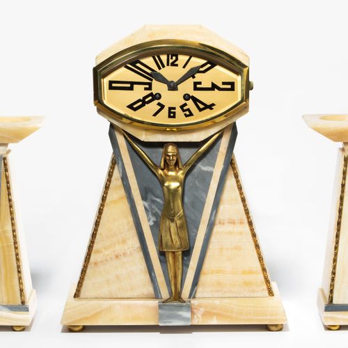 Frankreich Table clock. Art Deco, c. 1925. Cream onyx marble and grey alabaster &hellip;