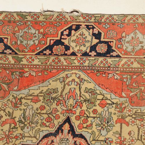 Kashan-Mohtasham Z-Perse, vers 1900, appelé "Mohtasham". Tapis finement tissé. L&hellip;