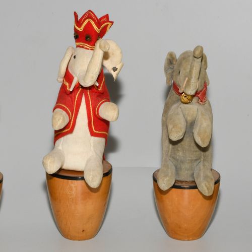 Steiff-"Elefant-Kegelspiel" Germany, c. 1907/08. 9 elephants as cone figures, si&hellip;