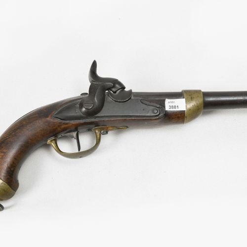 Perkussionspistole 1839年州政府军令部，阿尔高州骑兵队。圆形枪管（长21.4厘米），17.5毫米口径，八角形半仓。有的地方被腐蚀了。鞋子形&hellip;