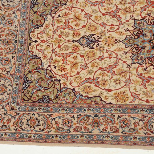 Isfahan Isfahan

Z Persia, c. 1960. Cork wool pile material, silk warp. A contra&hellip;