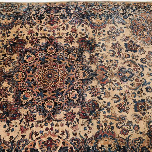 KIRMAN Kirman

Z-Persia, circa 1910. Very unusual pattern. A magnificent midnigh&hellip;