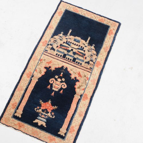 Pao-Tao Pao-Tao

S-Mongolia, c. 1930. The carpet is divided into 2 decorative da&hellip;