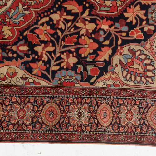 Saruk-Farahan Saruk-Farahan

Z-Persia, vers 1910. Travail floral dense. Le champ&hellip;