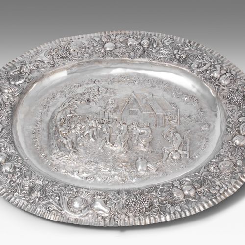 Grosse Schauplatte Large show plate

Germany, end of the 19th century, probably &hellip;