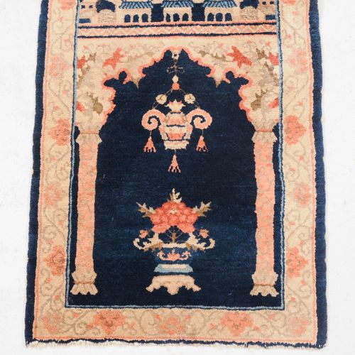 Pao-Tao Pao-Tao

S Mongolia, c. 1930. La alfombra está dividida en 2 campos deco&hellip;