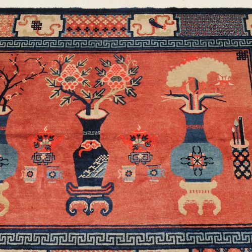 Pao-Tao Pao-Tao

S-Mongolei, um 1930. Auf lachsfarbenem Grund figurieren 3 Tisch&hellip;