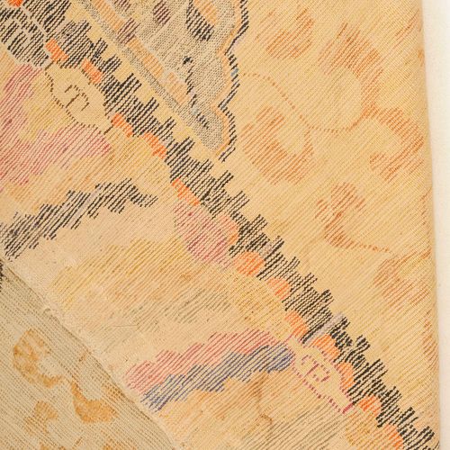 Ning-Hsia-Seide Ning Hsia silk

Z Mongolia, c. 1880. The pile is made of pure si&hellip;