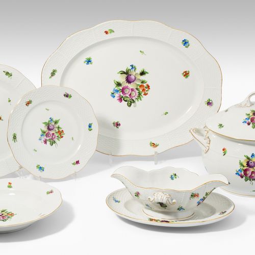 Herend, Tafelservice Herend, dinner service

Dated 1946 and 1947, decor "Bouquet&hellip;