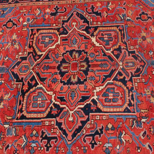 KARAJA Karaja

Persia nord-occidentale, 1910 circa. Un magnifico medaglione blu &hellip;