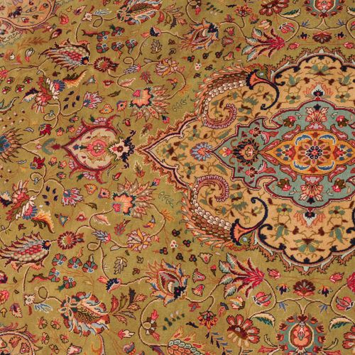 TÄBRIS Tabriz

NW Persia, circa 1960, signed "Djawan" at the top center. An eleg&hellip;