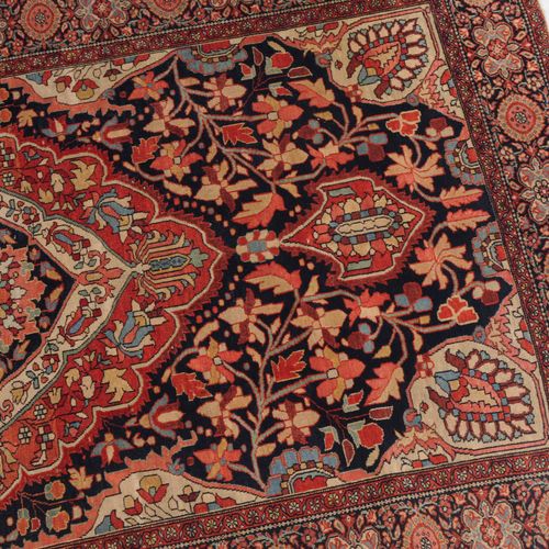 Saruk-Farahan Saruk-Farahan

Z-Persia，约1910年。 密集的花卉作品。午夜的蓝色领域包含了一个优雅的红色波浪形柠檬奖章，有&hellip;