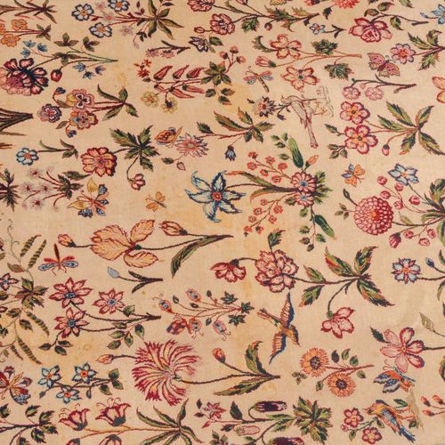 Isfahan 伊斯法罕

Z波斯，约1960年。丝绸经线，绒毛材料为软木羊毛和丝绸。米色的地面上到处都是精心绘制的花卉图案，图案种类繁多，无休止的重复，两边是&hellip;