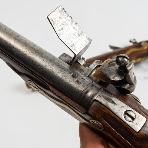 Steinschlosspistolen-Paar Par de pistolas de chispa

Rusia, alrededor de 1803. A&hellip;