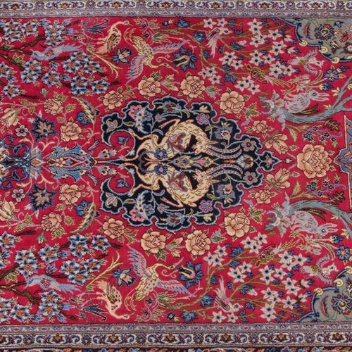 Isfahan Isfahan

Z Persia, c. 1970. Velours de laine de liège, chaîne de soie. L&hellip;