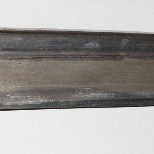 Khyber-Messer Couteau de Khyber

Afghanistan, XIXe siècle. Poignée en os poli et&hellip;