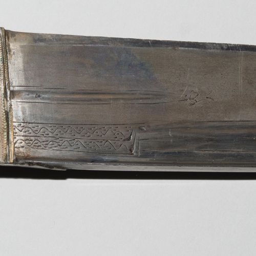 Khyber-Messer Cuchillo Khyber

Afganistán, siglo XIX. Empuñadura de hueso pulido&hellip;