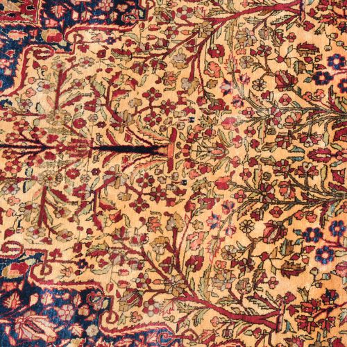 Kashan-Seide Seta Kashan

Z Persia, 1900 circa. Materiale in pile di pura seta. &hellip;