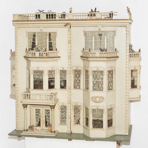 Grosses Puppenhaus Large doll's house

England, probably Lines Brothers, circa 1&hellip;