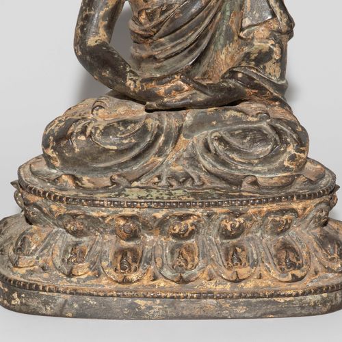 Figur Figur

China, Ming-Dynastie. Bronze mit Resten von Vergoldung. Sitzender A&hellip;