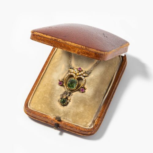 Turmalin-Rubin-Perlen-Collier Collier de perles de tourmaline et de rubis

Édimb&hellip;