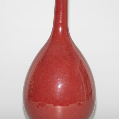 Sang-de-Boeuf-Vase Vase Sang-de-Boeuf

Chine, XIXe siècle. Grès. Récipient en fo&hellip;