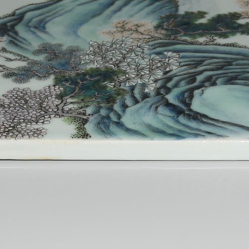 1 Paar Porzellanbilder 1 Paar Porzellanbilder

China, 19.Jh. Polychrom bemalt mi&hellip;