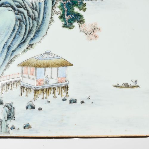 1 Paar Porzellanbilder 1 paire de tableaux en porcelaine

Chine, XIXe siècle. Pe&hellip;